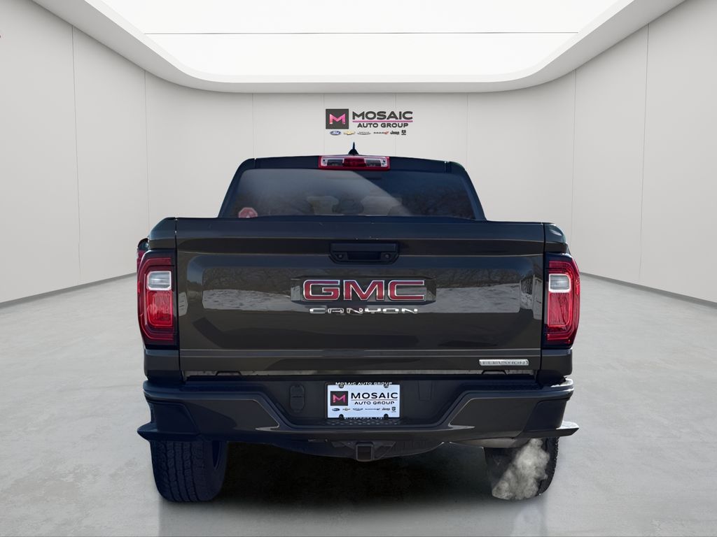2023 GMC Canyon