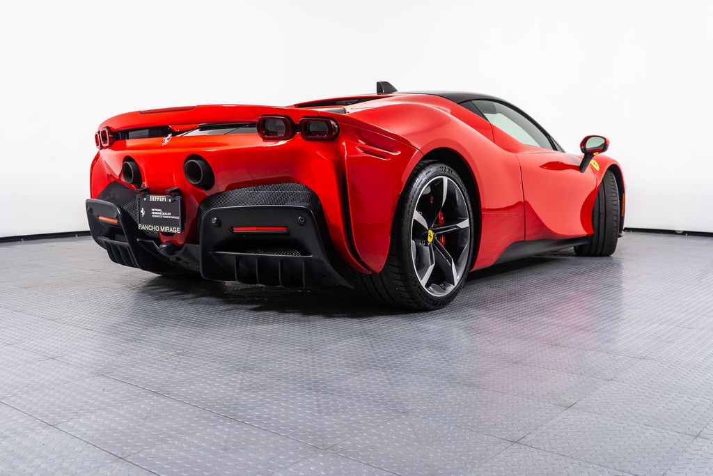 2022 Ferrari SF90 Stradale photo 2