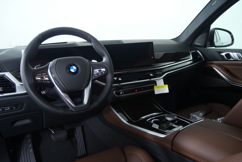 Thumbnail: 2026 BMW X5 - 18