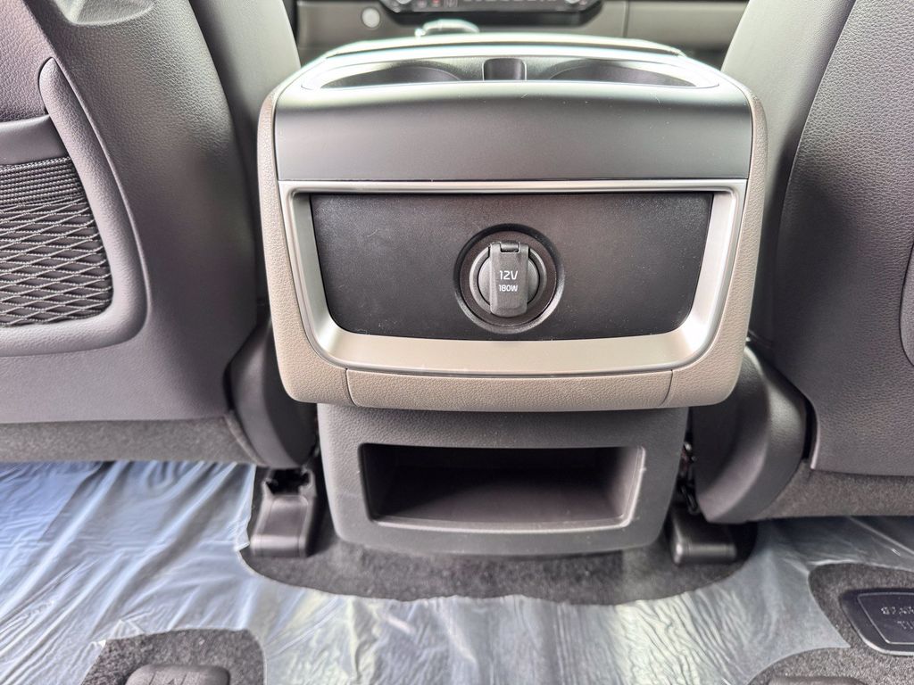 New 2026 Kia Carnival MPV Van