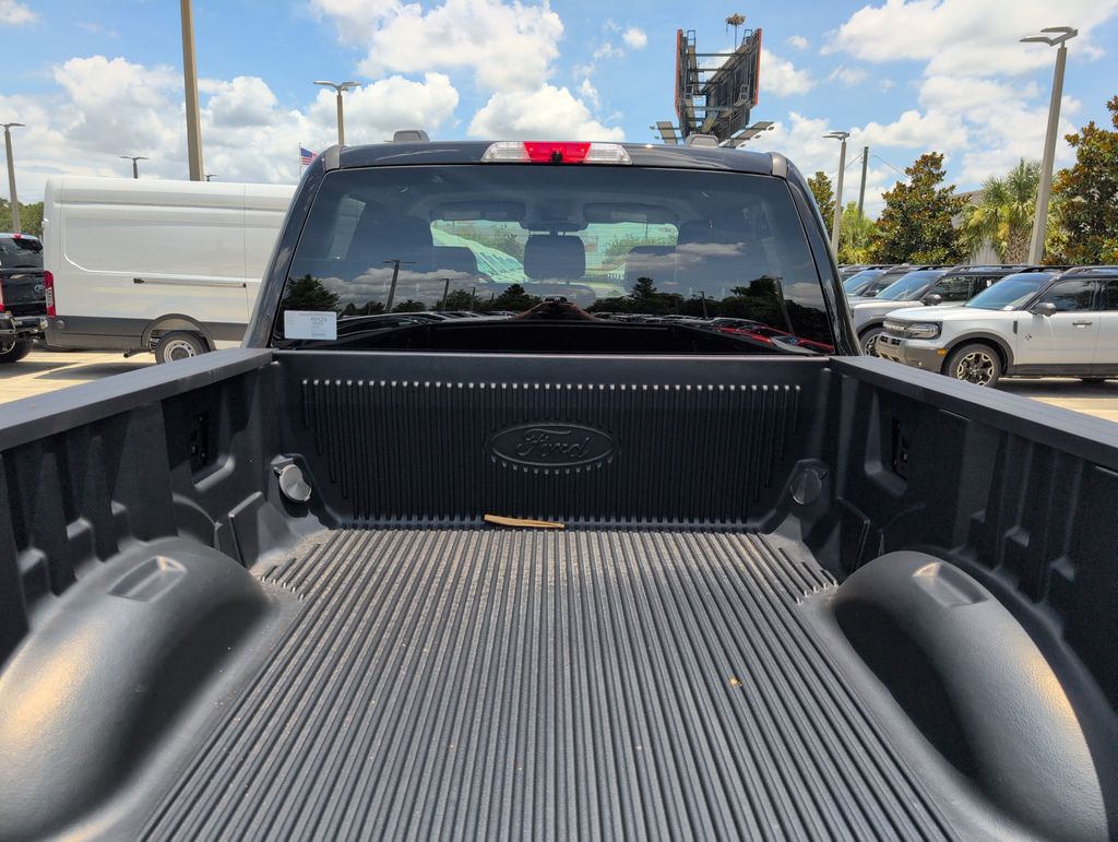 New 2026 Black Ford Lariat image 27
