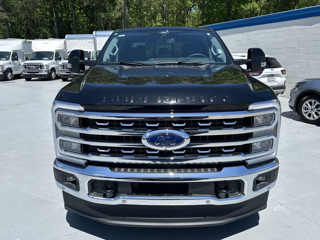 2024 Ford F-250SD Lariat 2