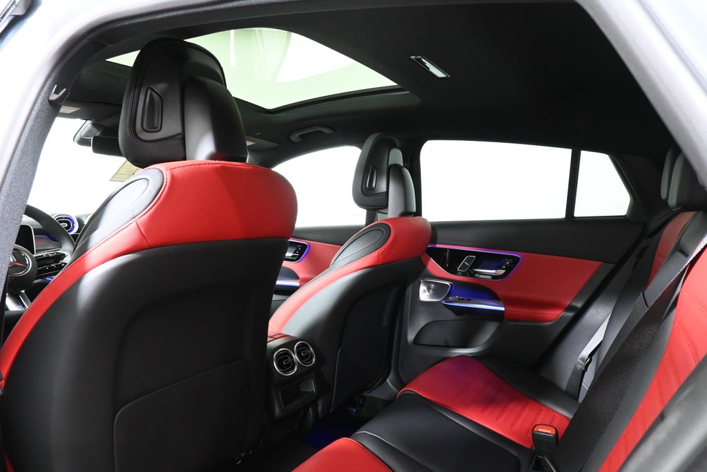 2025 Mercedes-Benz GLC 300 24