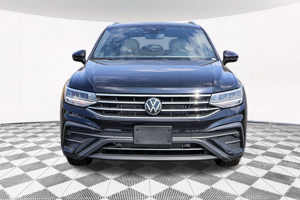 2024 Volkswagen Tiguan 2.0T SE 6