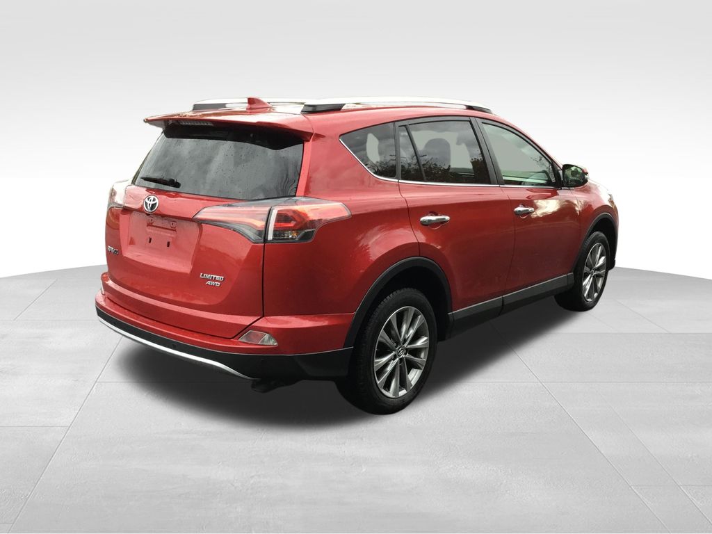 Thumbnail: 2016 Toyota RAV4 - 5