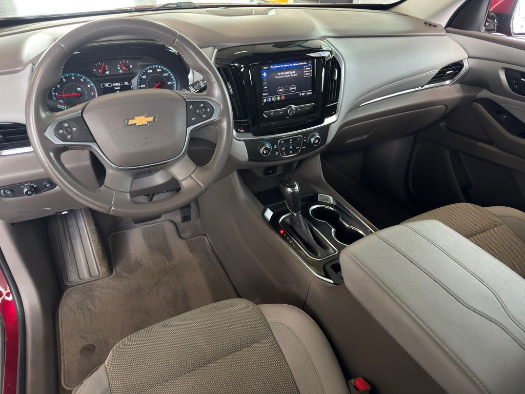 2020 Chevrolet Traverse LT Red at Community Kia