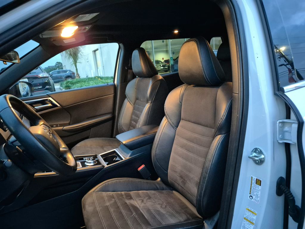 2022 Mitsubishi Outlander SE White at DeMontrond Automotive Group