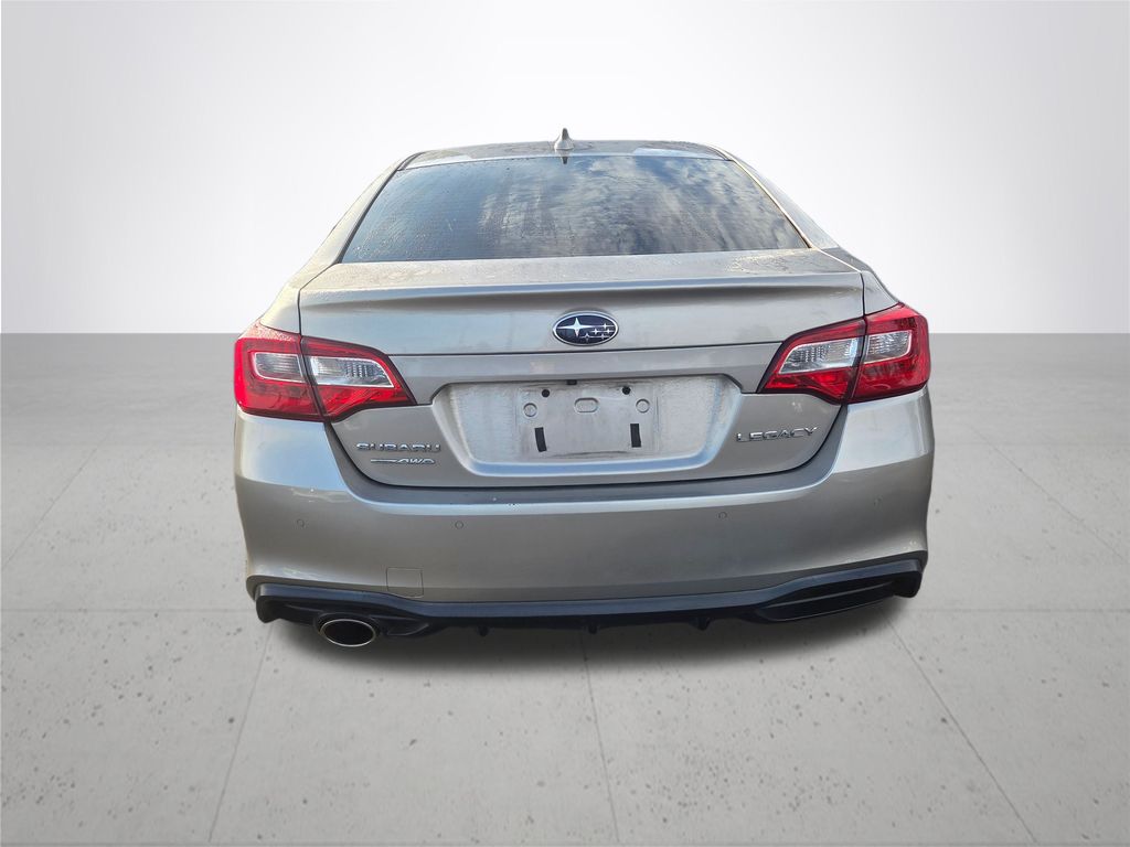 2018 Subaru Legacy 2.5i