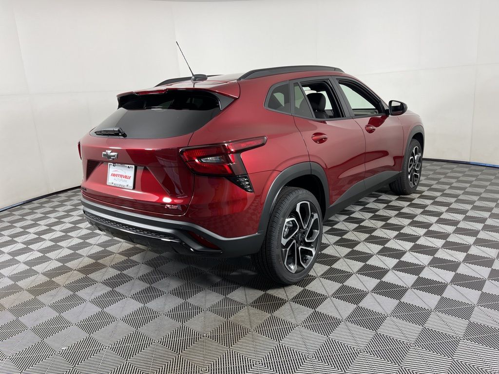 Thumbnail: 2025 Chevrolet Trax - 5