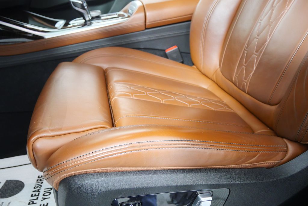 Thumbnail: 2019 BMW X7 - 9