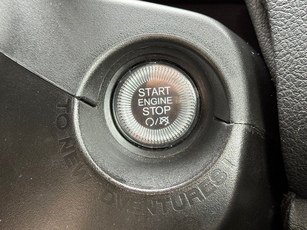 Used 2023 Jeep Renegade SUV