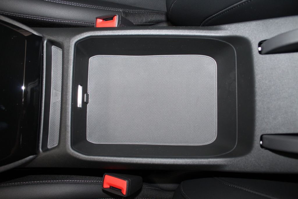 Thumbnail: 2026 Audi A6 - 17