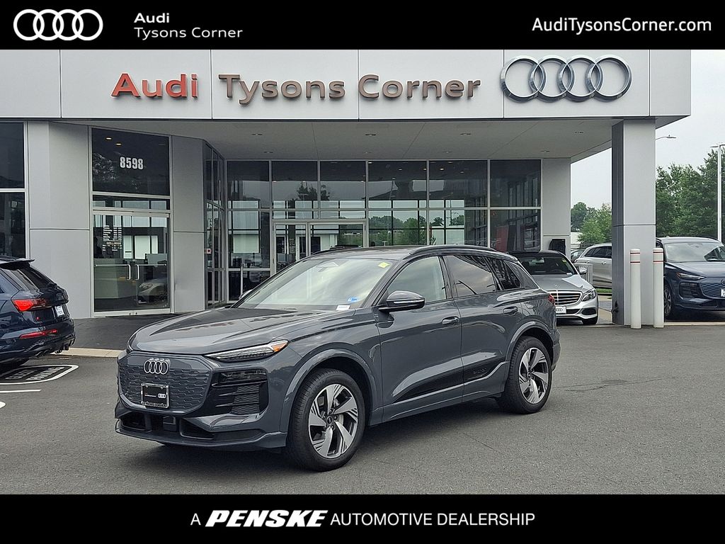 Thumbnail: 2025 Audi Q6 e-tron - 1