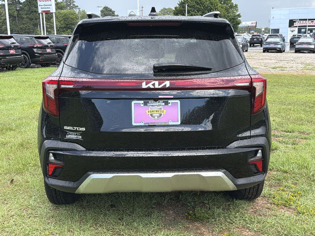 Used 2025 Kia Seltos SUV