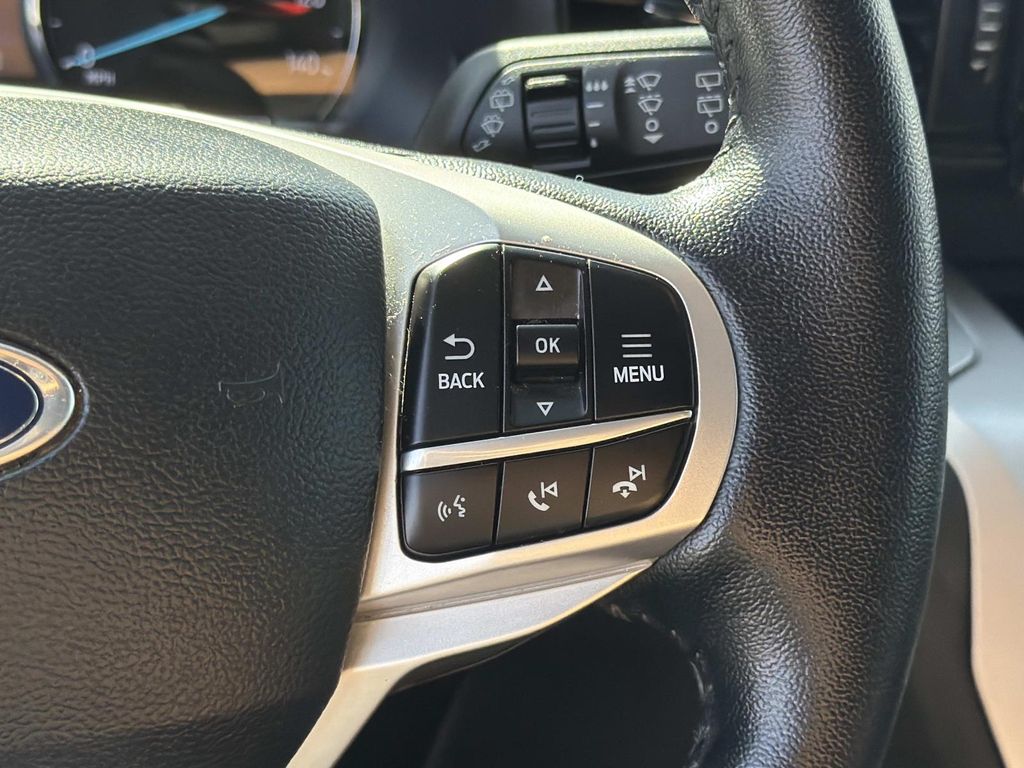 Used 2023 Ford Explorer XLT 4D Sport Utility