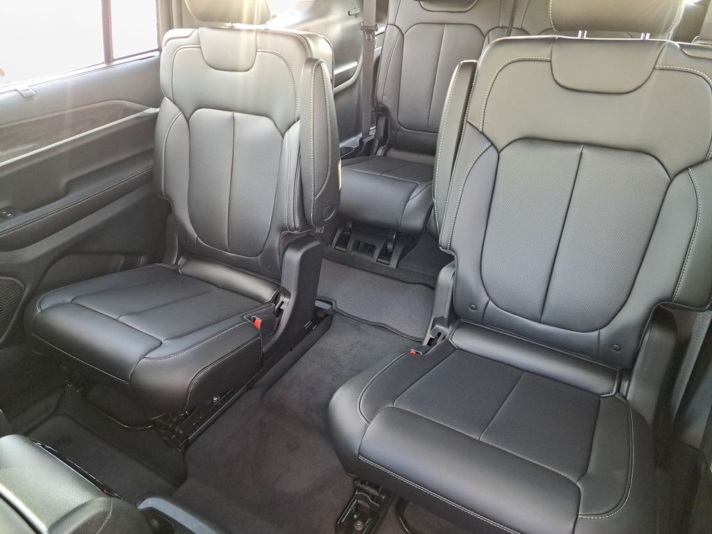 New Car 2025 Jeep Grand Cherokee L  Limited For Sale Under $50,000 In Austin, Texas