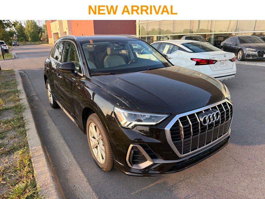 2025 Audi Q3 Gris SUV/Crossover Tracción en las cuatro ruedas 8 velocidades Automática