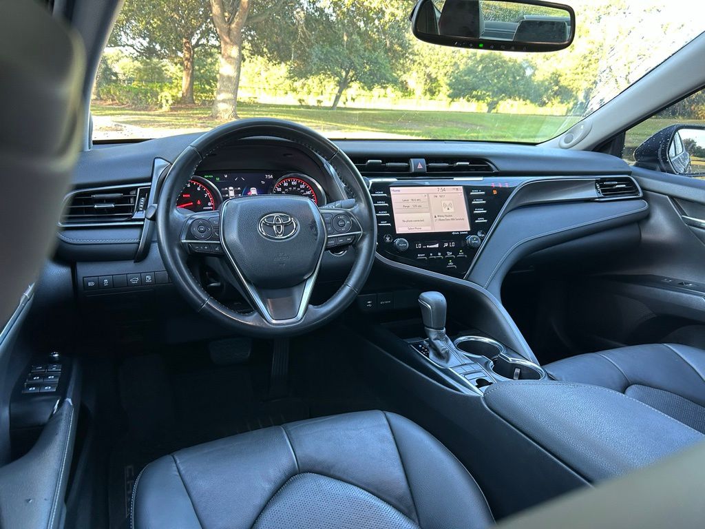 Thumbnail: 2019 Toyota Camry - 12