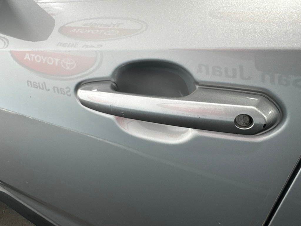 Thumbnail: 2019 Toyota RAV4 - 15