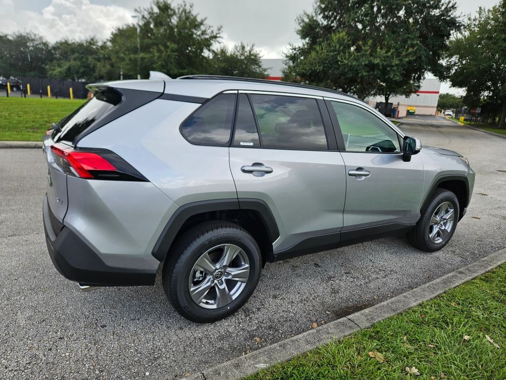 Thumbnail: 2024 Toyota RAV4 - 5