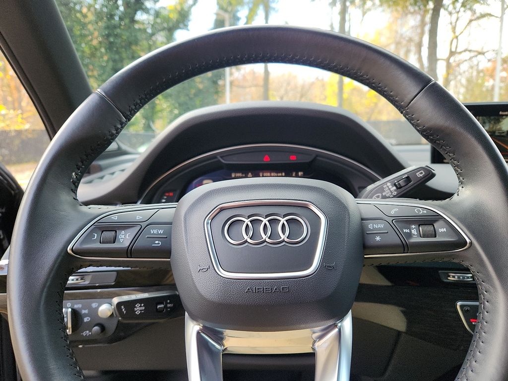 Thumbnail: 2019 Audi Q7 - 20
