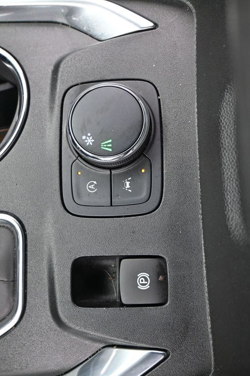 Used 2023 Sterling Gray Metallic Chevrolet LT image 22