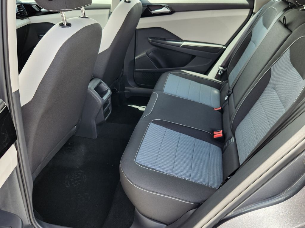 2027 Volkswagen Taos