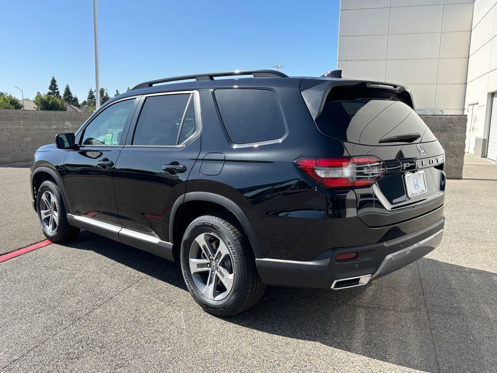 Thumbnail: 2026 Honda Pilot - 7