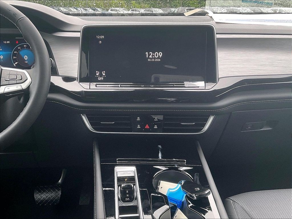 2026 Volkswagen Atlas Cross Sport — photo 13