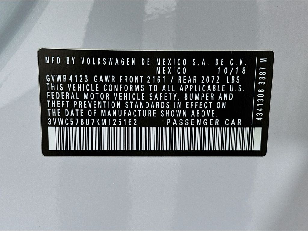 Thumbnail: 2019 Volkswagen Jetta - 31