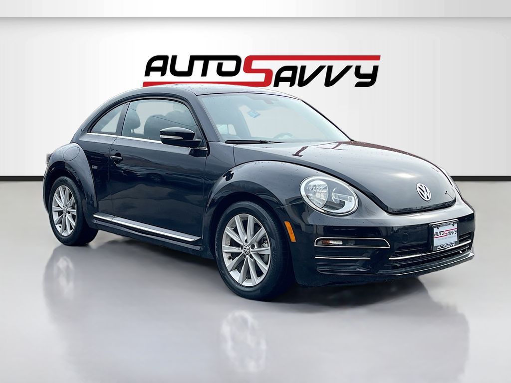2019 Volkswagen Beetle 2.0T SE Hatchback FWD