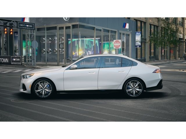 Thumbnail: 2026 BMW 5 Series - 4