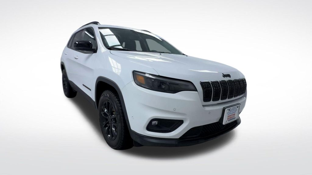 Used 2023 Jeep Cherokee SUV