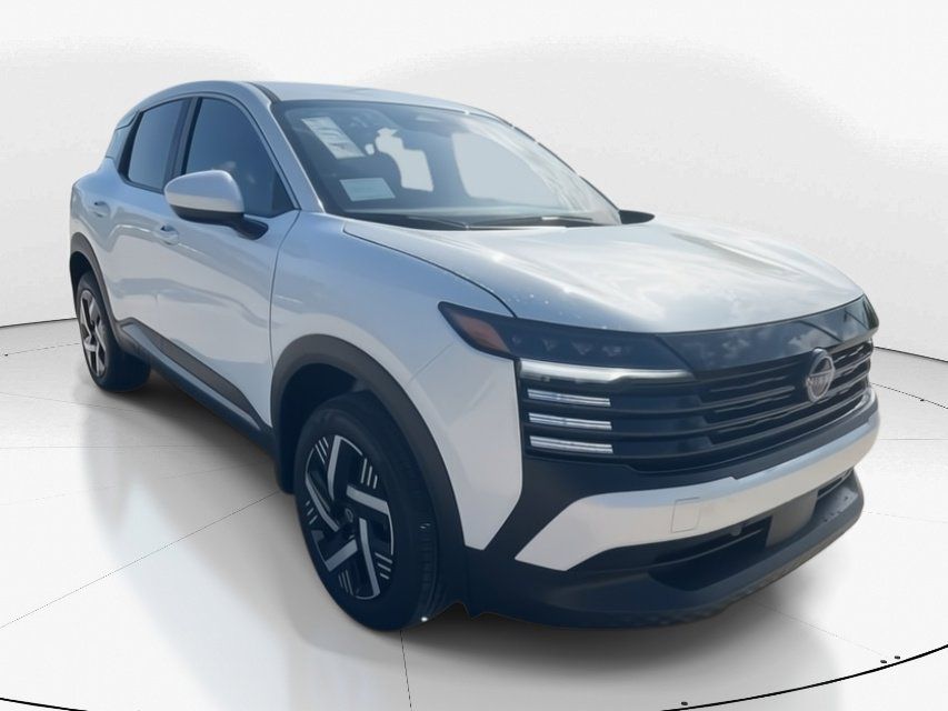 2025 Aspen White Tricoat Nissan Kicks SV FWD SUV