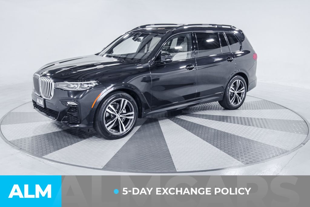 Used 2022 Black BMW xDrive40i image 3