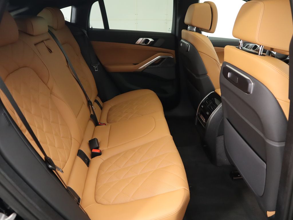 Thumbnail: 2026 BMW X6 - 23