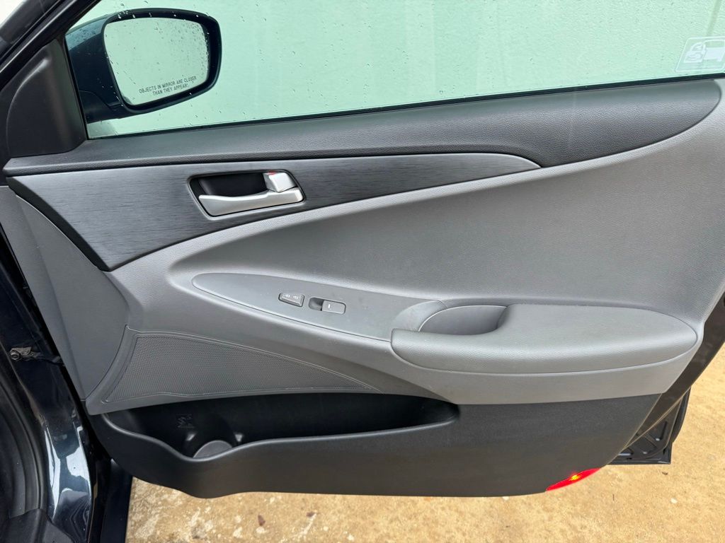Used Car 2012 Hyundai Sonata  Gls For Sale Under $10,000 In Georgetown, Texas