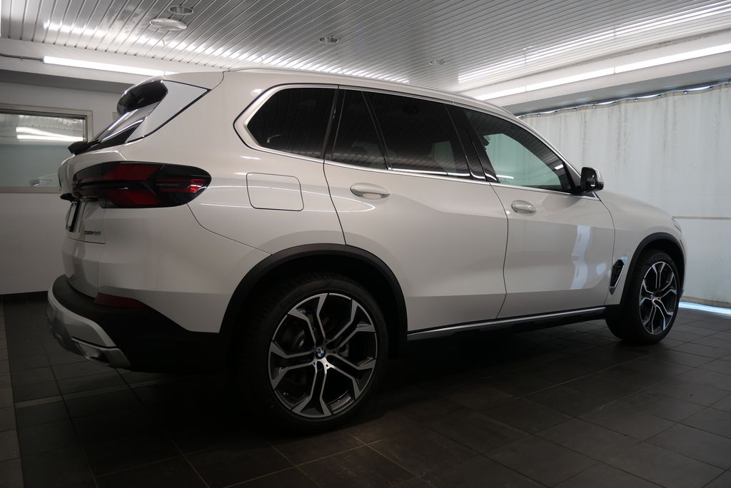 2025 BMW X5 sDrive40i 7