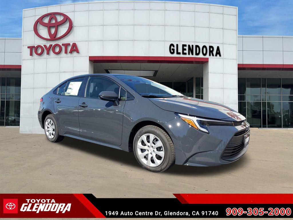 2026 Toyota Corolla LE, LE w/ Convenience Tech Pkg, SE, SE w/ Premium Pkg, XLE