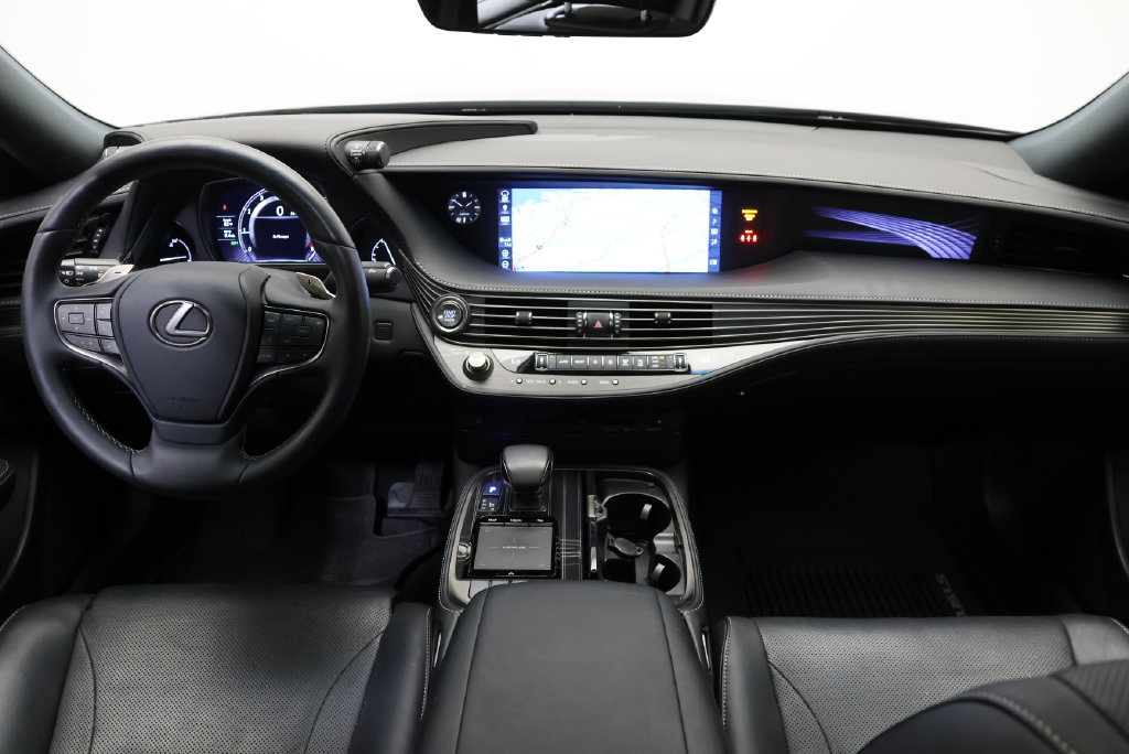 Thumbnail: 2019 Lexus LS - 16