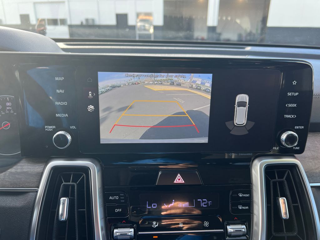 Thumbnail: 2022 Kia Sorento - 25