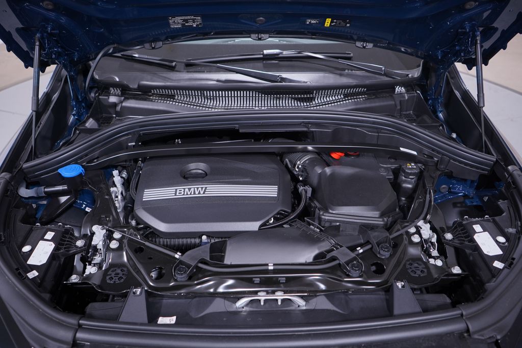 Thumbnail: 2026 BMW X1 - 14