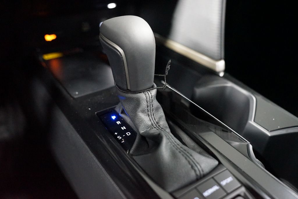 Thumbnail: 2026 Toyota Camry - 22