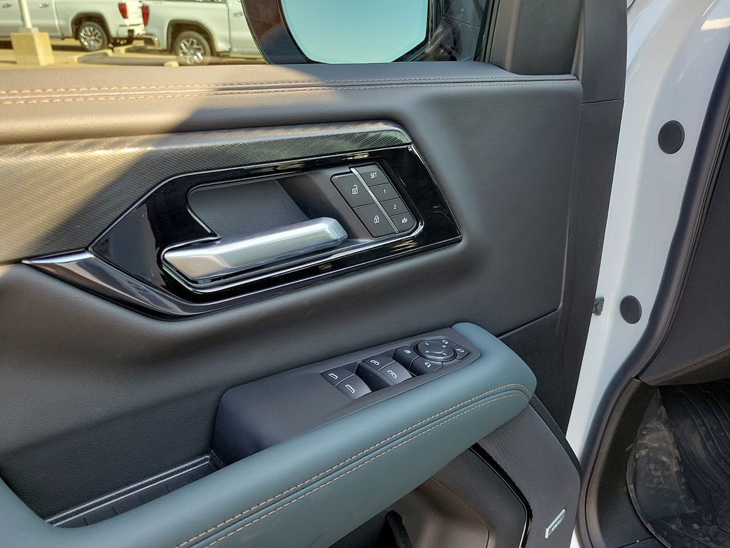 2026 GMC Yukon AT4 White at Brown Buick GMC