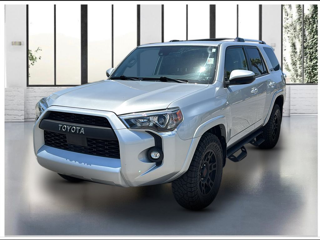 2022 Toyota 4Runner SR5 RWD V6's photo