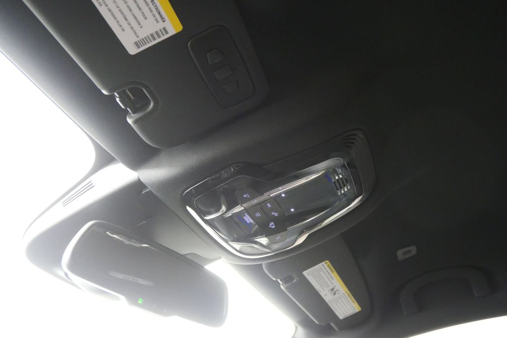 Thumbnail: 2024 Alfa Romeo Giulia - 27