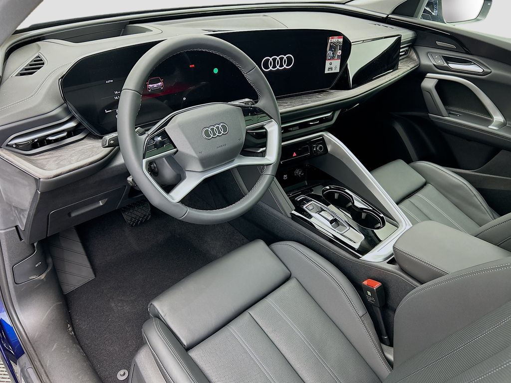 Thumbnail: 2025 Audi Q5 - 9