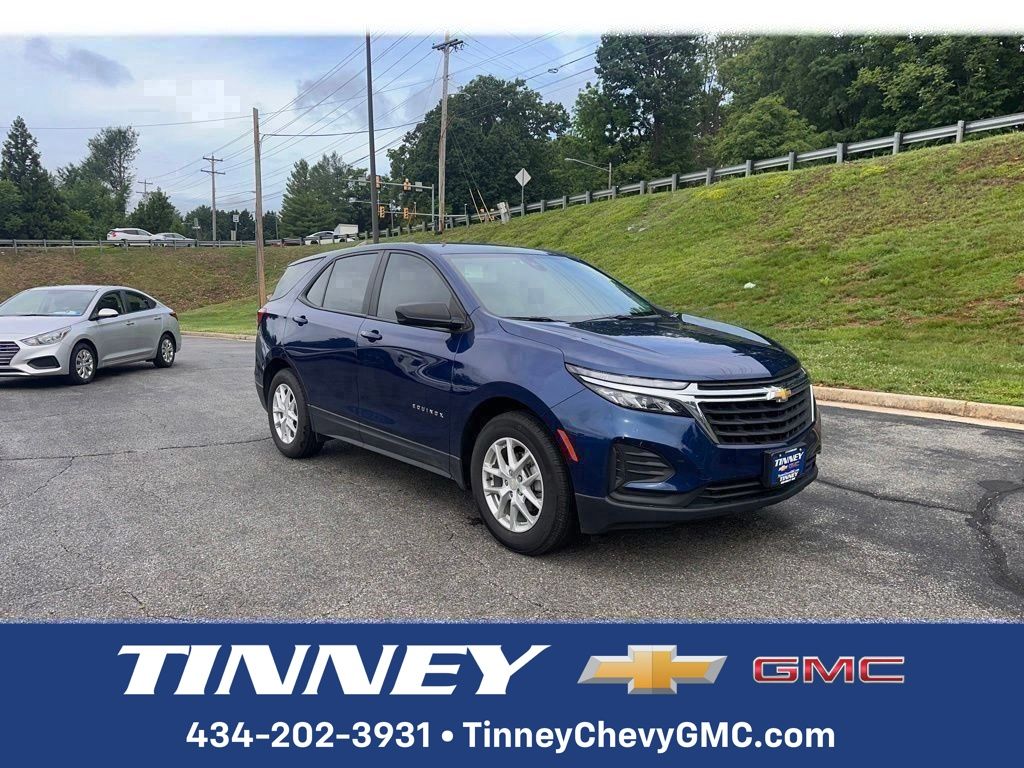 Blue Glow Metallic 2022 Chevrolet Equinox LS FWD with 1LS SUV / Crossover Front-Wheel Drive 6-Speed Automatic Overdrive