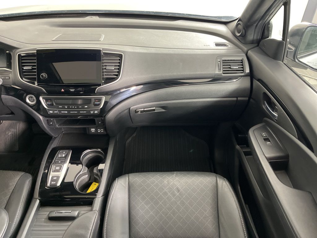 Thumbnail: 2021 Honda Passport - 21