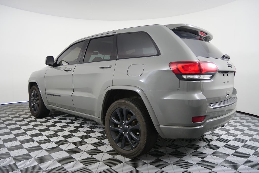 Thumbnail: 2020 Jeep Grand Cherokee - 5